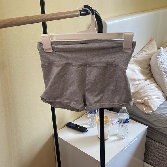 Pants - Size medium gray work out shorts forever 21